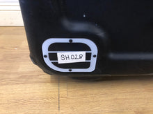 Load image into Gallery viewer, Pre Loved SHOK BOX - Classic (SH028)
